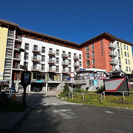 Hotel Crocus Strbske Pleso Exterior photo